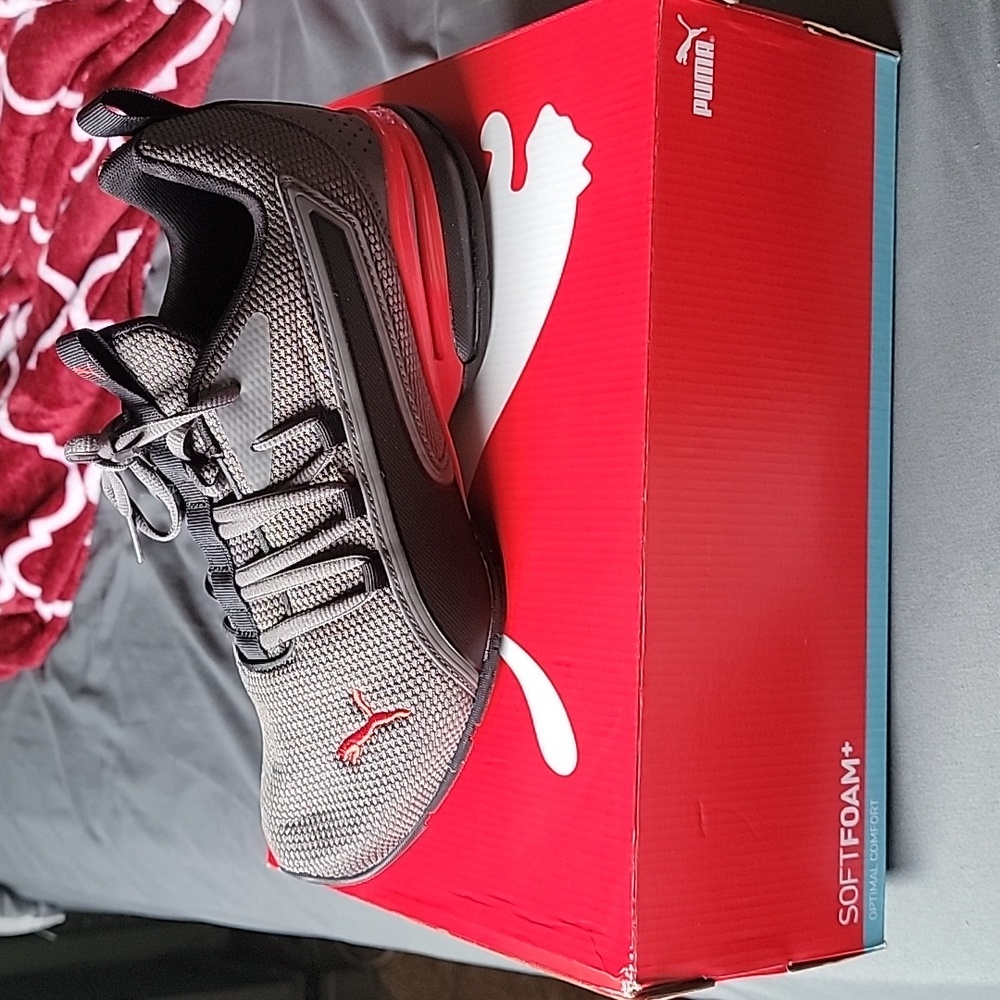 Puma Axelion NXY Camo Castlerock High-Risk Red Size 9